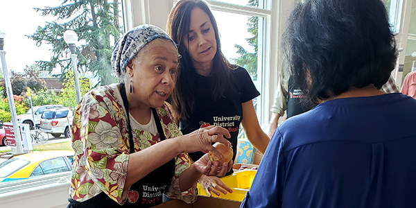 Magnuson Park Food Pantry Volunteers